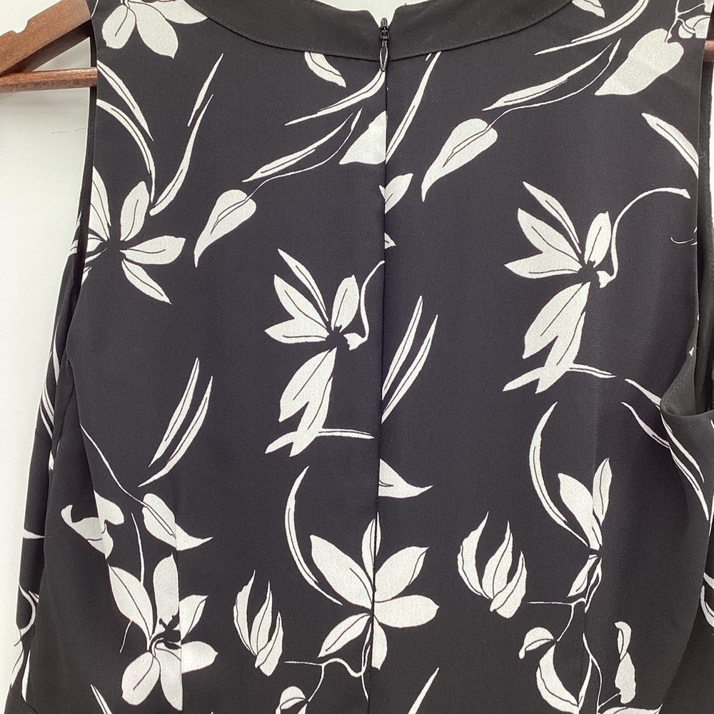 Banana Republic Black and White Handkerchief-Hem Dress - Picture 5 of 12